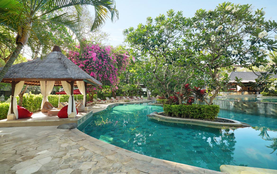 Novotel Bali Nusa Dua swimming pool